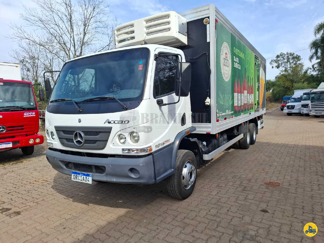 CAMINHAO MERCEDES-BENZ MB 1016 Baú Frigorífico Truck 6x2 Brasil Sul Caminhões PORTAO RIO GRANDE DO SUL RS